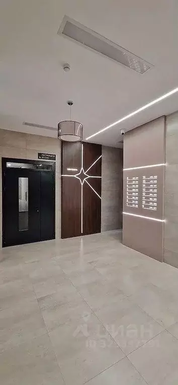 1-к кв. Тюменская область, Тюмень Новгородская ул., 22 (38.5 м) - Фото 1