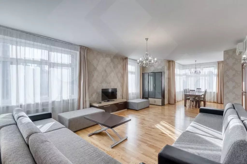 5-к. квартира, 240 м, 8/12 эт. - Фото 0