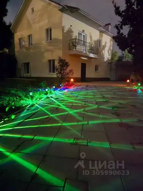 Дом в Ставропольский край, Кисловодск 1-й Солнечный проезд, 14 (200 м) - Фото 2