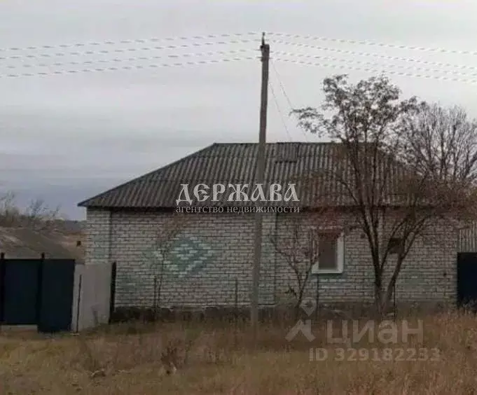 Дом в Белгородская область, Старооскольский городской округ, с. ... - Фото 2