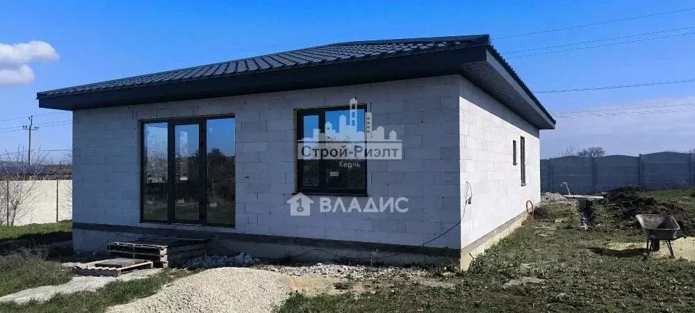 Дом в Крым, Ленинский район, с. Войково ул. Колхозная, 75 (106 м) - Фото 2
