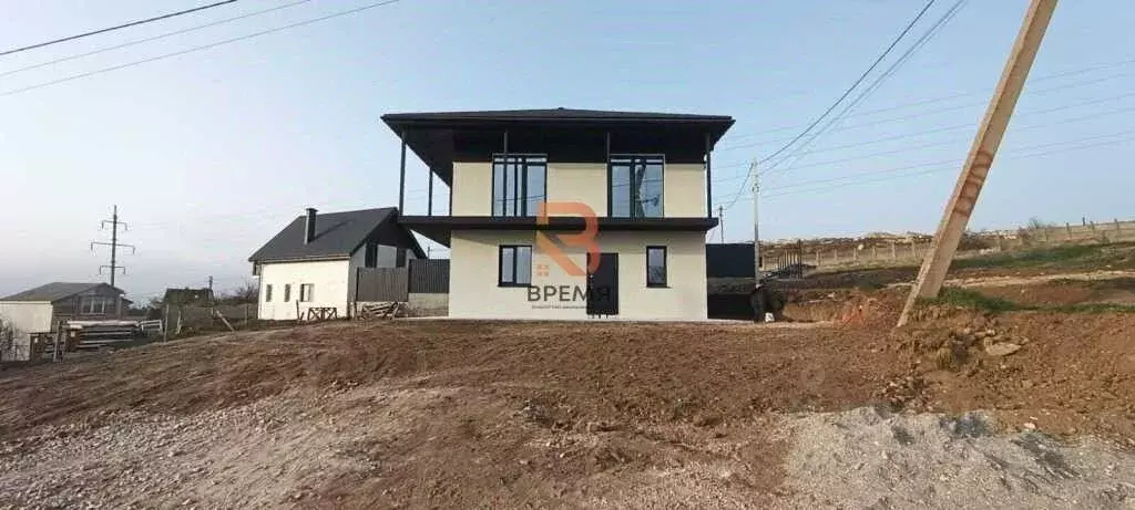 Дом в Севастополь Ленинский муниципальный округ,  (150 м) - Фото 2