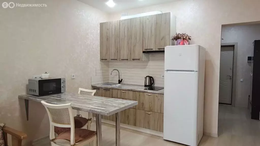 Квартира-студия: Анапа, улица Толстого, 130к2 (25 м) - Фото 1
