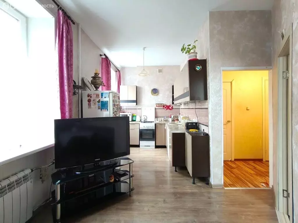 3-комнатная квартира: Петрозаводск, улица Пирогова, 4 (70.6 м) - Фото 2