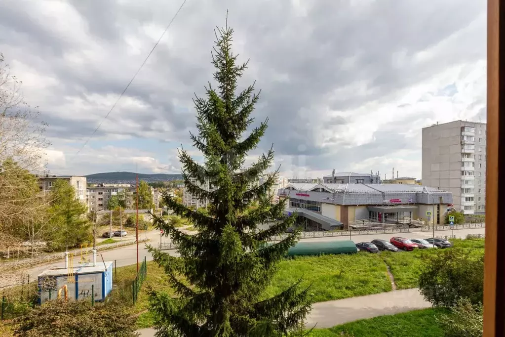 3-к кв. Свердловская область, Первоуральск ул. Данилова, 11 (65.0 м) - Фото 1