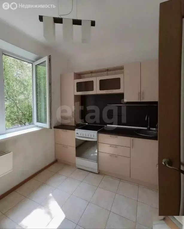 2-комнатная квартира: Томск, улица Сергея Лазо, 28 (54 м) - Фото 0