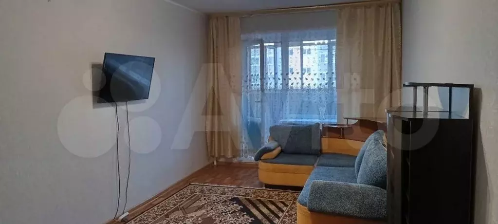 1-к. квартира, 38 м, 6/9 эт. - Фото 0