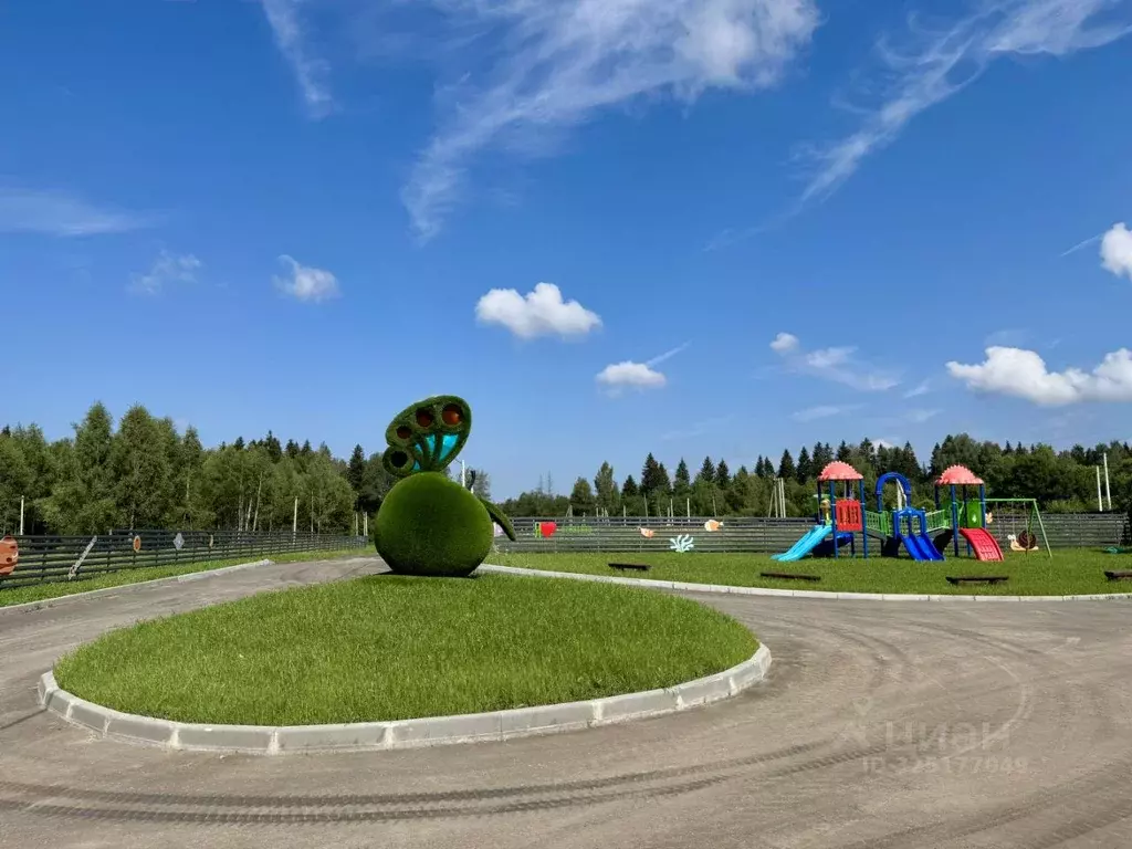 Участок в Московская область, Волоколамский муниципальный округ, д. ... - Фото 1