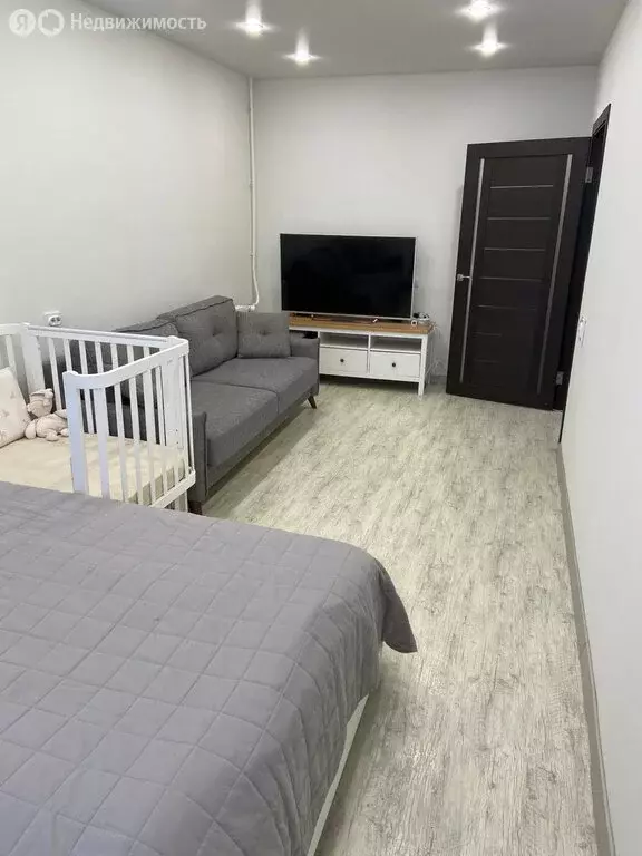 1-комнатная квартира: Елабуга, микрорайон 4/5, улица Автомобилистов, 2 ... - Фото 2