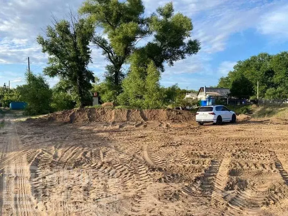 Участок в Волгоградская область, Среднеахтубинский район, Ахтубинское ... - Фото 1