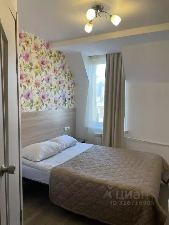 Комната Санкт-Петербург Московский просп., 8 (12.0 м) - Фото 0