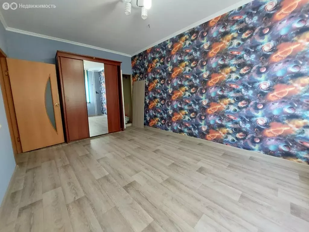 3-комнатная квартира: Нерюнгри, Чурапчинская улица, 39 (76.7 м) - Фото 1