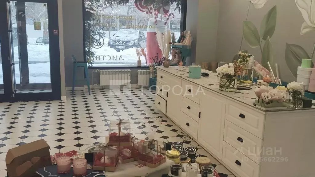 Торговая площадь в Новосибирская область, Новосибирск ул. Ленина, 25 ... - Фото 1