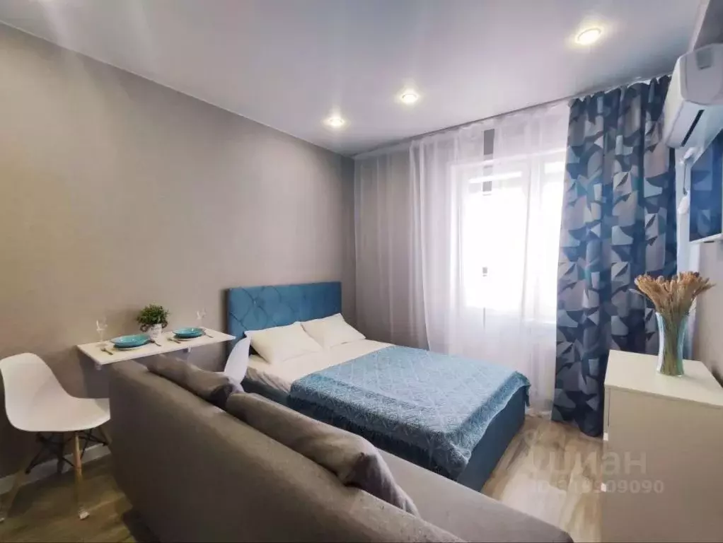 1-к кв. Татарстан, Набережные Челны ул. Шамиля Усманова, 3Б (24.0 м) - Фото 0