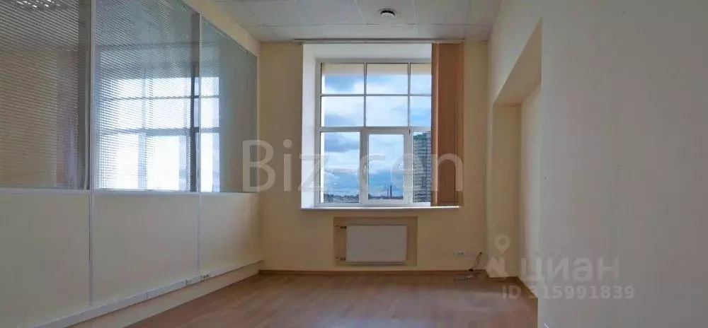 Офис в Санкт-Петербург Новолитовская ул., 15 (20 м) - Фото 1