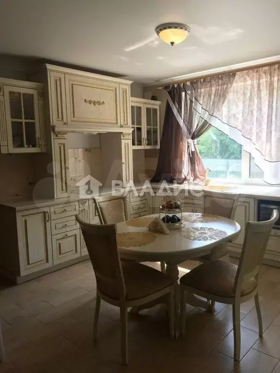 2-к. квартира, 66 м, 2/3 эт. - Фото 0