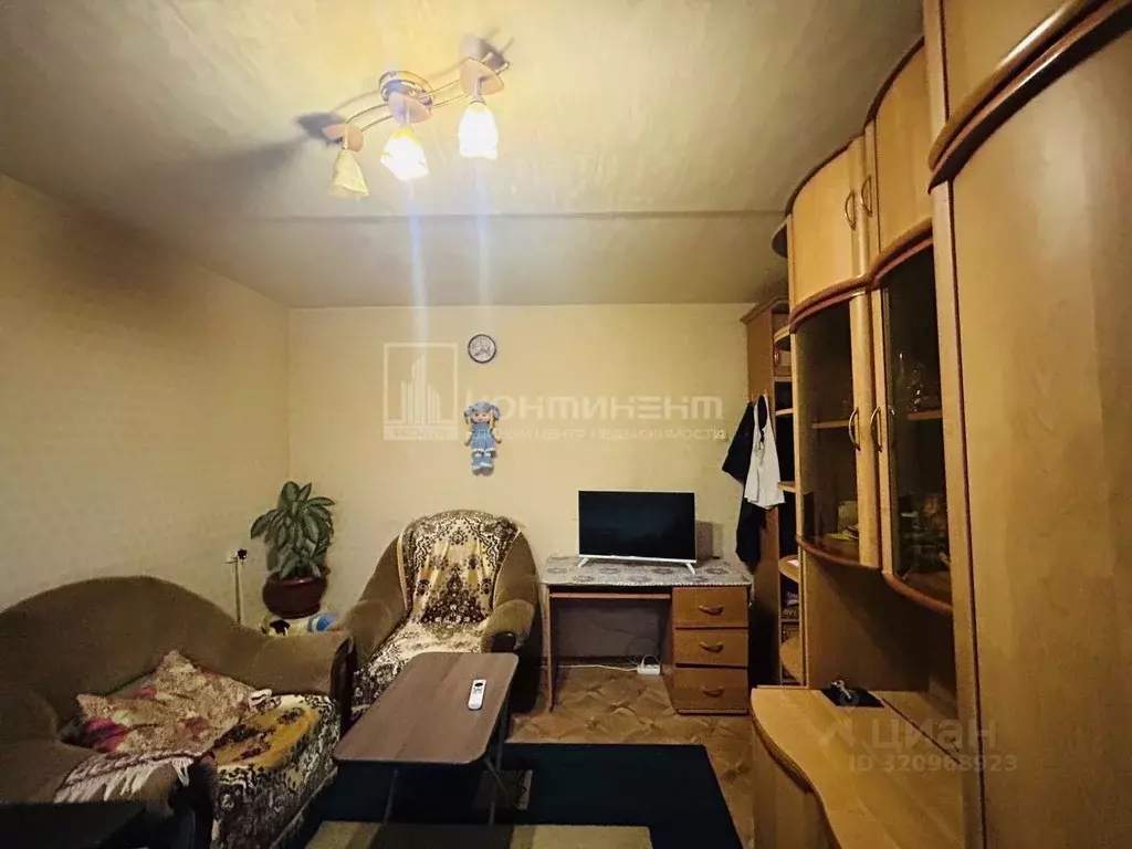 Комната Владимирская область, Владимир ул. 9 Января, 3 (20.7 м) - Фото 1