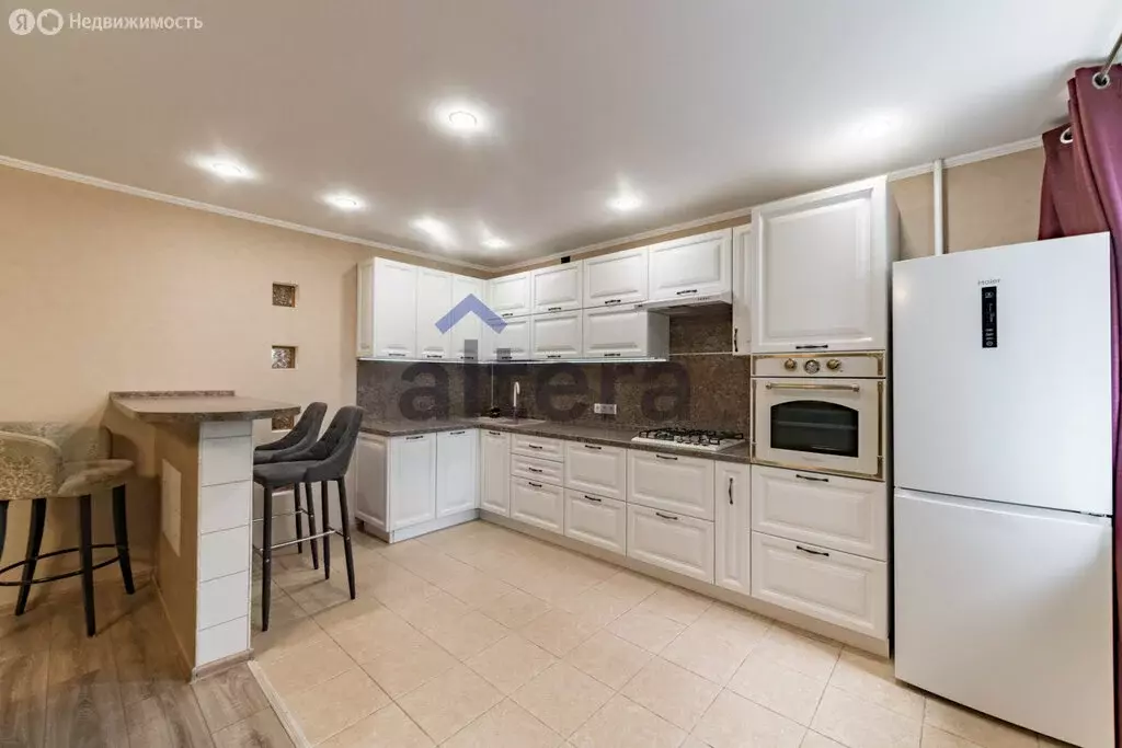 4-комнатная квартира: Казань, улица Блюхера, 4 (82.1 м) - Фото 1