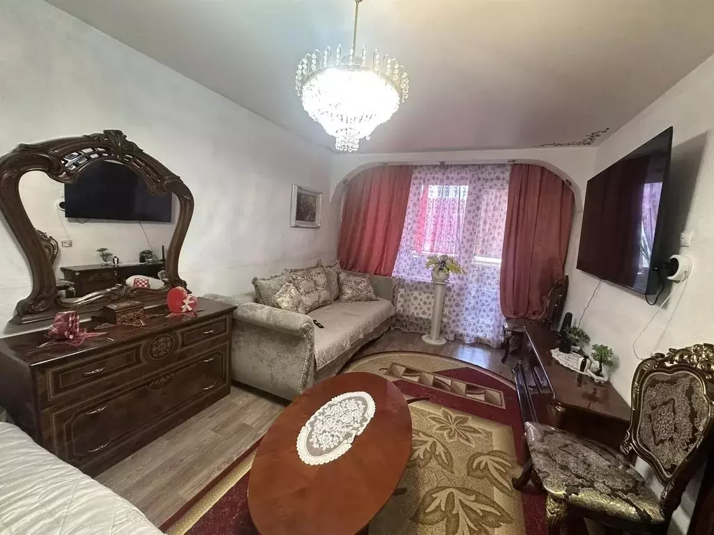 Комната Кемеровская область, Кемерово бул. Строителей, 42 (18.0 м) - Фото 1