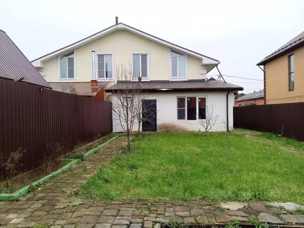 Таунхаус в Калужская область, Совхоз Боровский с/пос, д. Кабицыно ул. ... - Фото 1