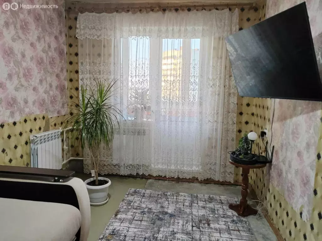 1-комнатная квартира: Нижний Тагил, улица Зари, 1 (27.4 м) - Фото 1