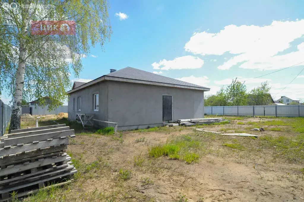 Дом в село Дубровичи, Молодёжная улица, 73 (107 м) - Фото 0