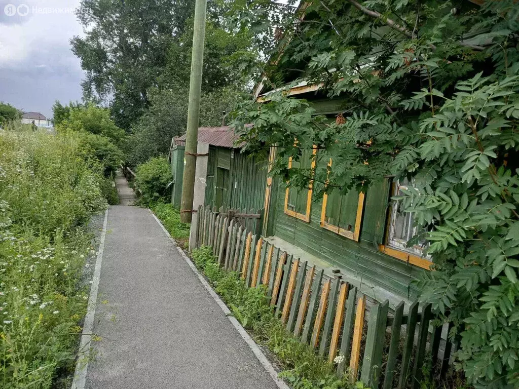 Дом в Бобровский, улица Краснодеревцев, 29 (20 м) - Фото 2