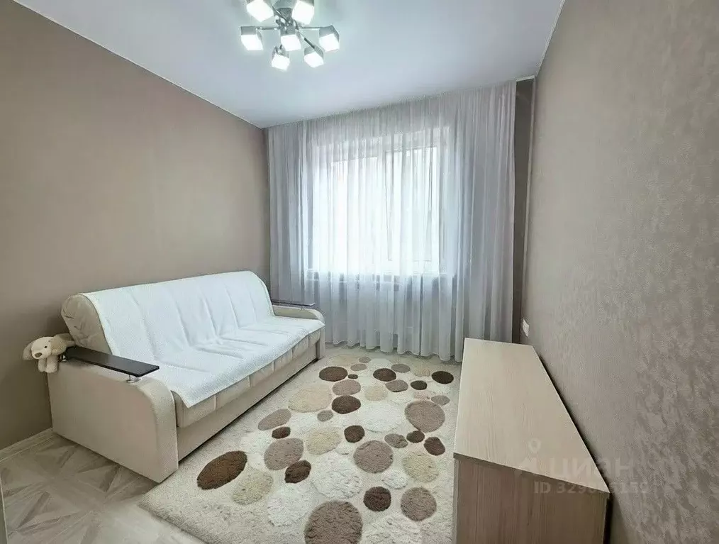 3-к кв. Смоленская область, Смоленск ул. Тургенева, 34 (63.3 м) - Фото 1