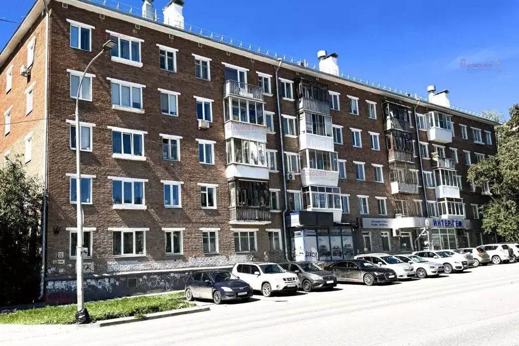 2-к кв. Свердловская область, Екатеринбург ул. Восточная, 232 (43.3 м) - Фото 1