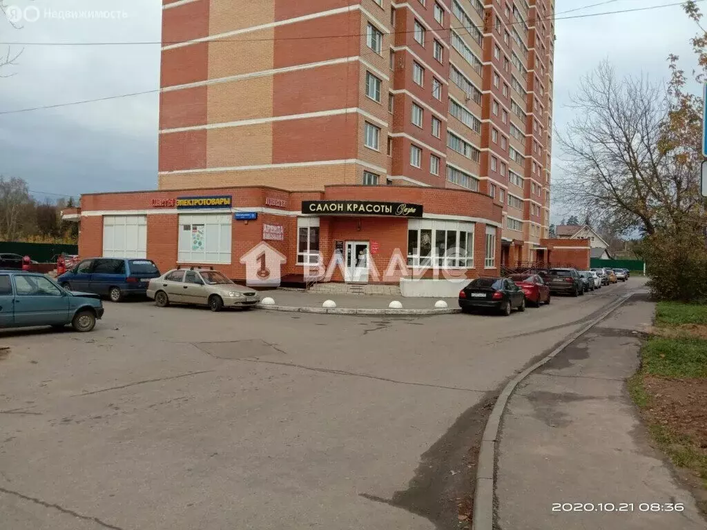 3-комнатная квартира: посёлок городского типа Поварово, Школьная ... - Фото 1