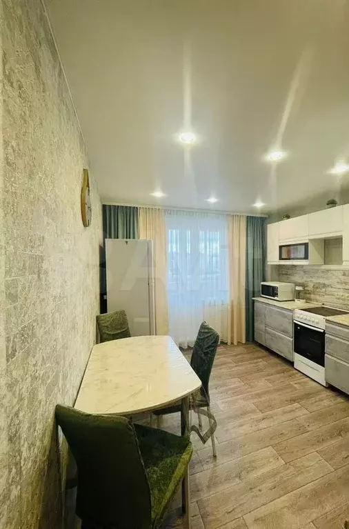 3-к. квартира, 64 м, 2/9 эт. - Фото 1
