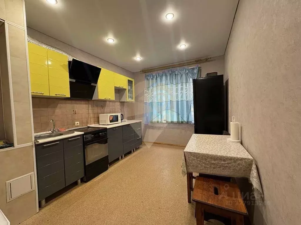 3-к кв. Белгородская область, Старый Оскол Жукова мкр, 42 (63.8 м) - Фото 1