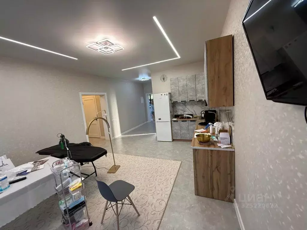 Дом в Крым, Симферопольский район, с. Доброе ул. Гузель (120 м) - Фото 2