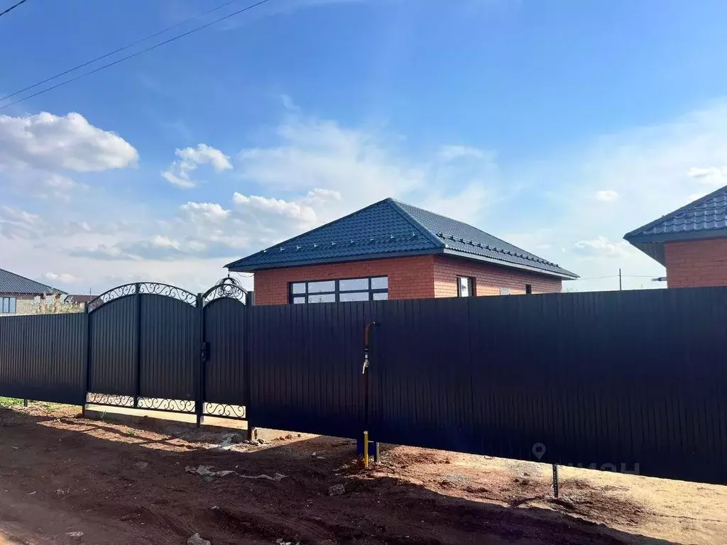 Дом в Оренбургская область, Оренбург ул. Баргузинская (82 м) - Фото 1