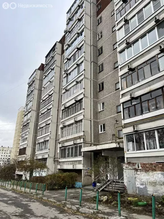 3-комнатная квартира: Екатеринбург, Таганская улица, 53 (63.2 м) - Фото 0