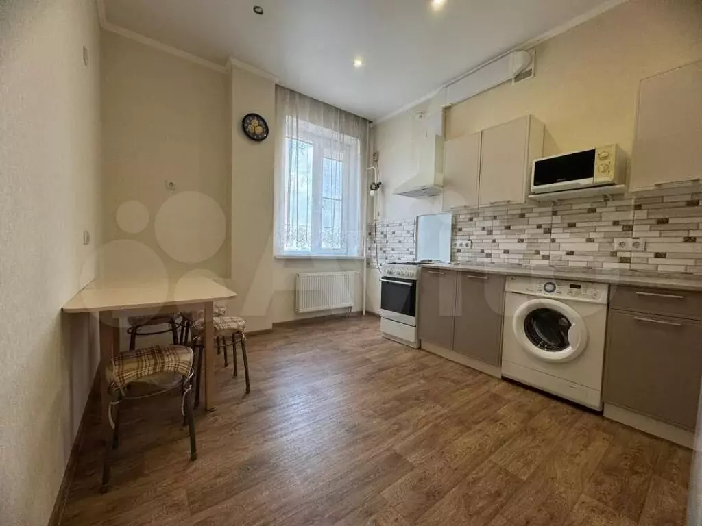 2-к. квартира, 64 м, 3/10 эт. - Фото 0