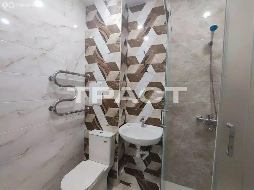 Квартира-студия: Воронеж, улица Гаршина, 25к4 (17 м) - Фото 1