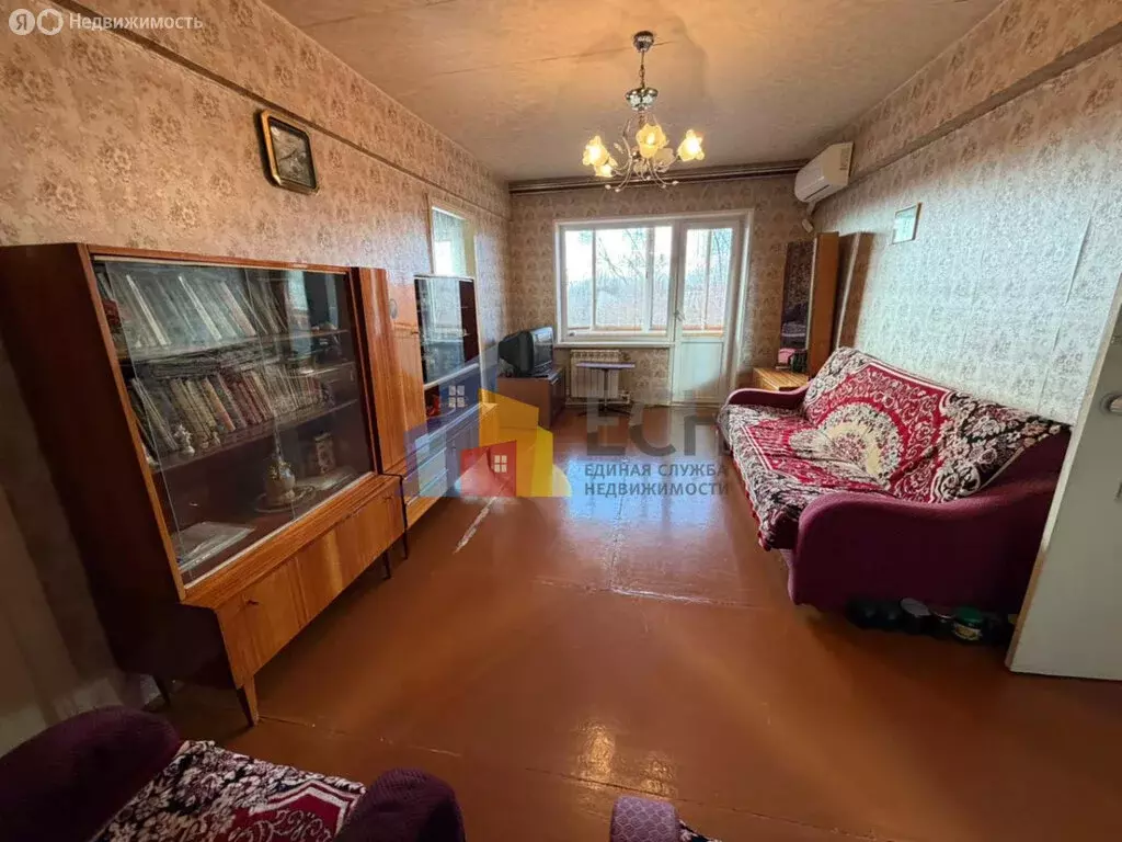 3-комнатная квартира: Новомосковск, улица Мира, 26 (55.4 м) - Фото 2