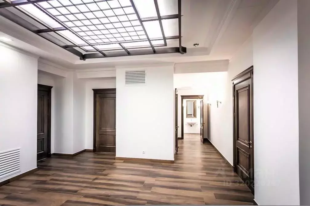Офис в Санкт-Петербург Невский просп., 102С (297 м) - Фото 0