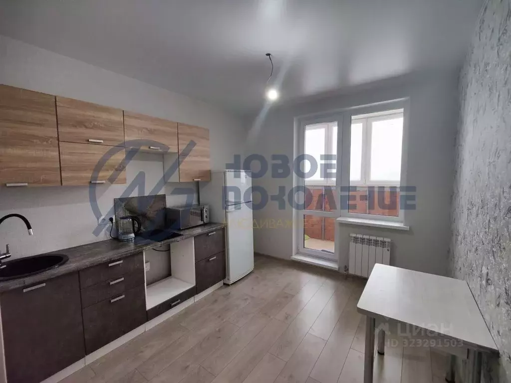 1-к кв. Омская область, Омск Взлетная ул., 9/1 (37.5 м) - Фото 1