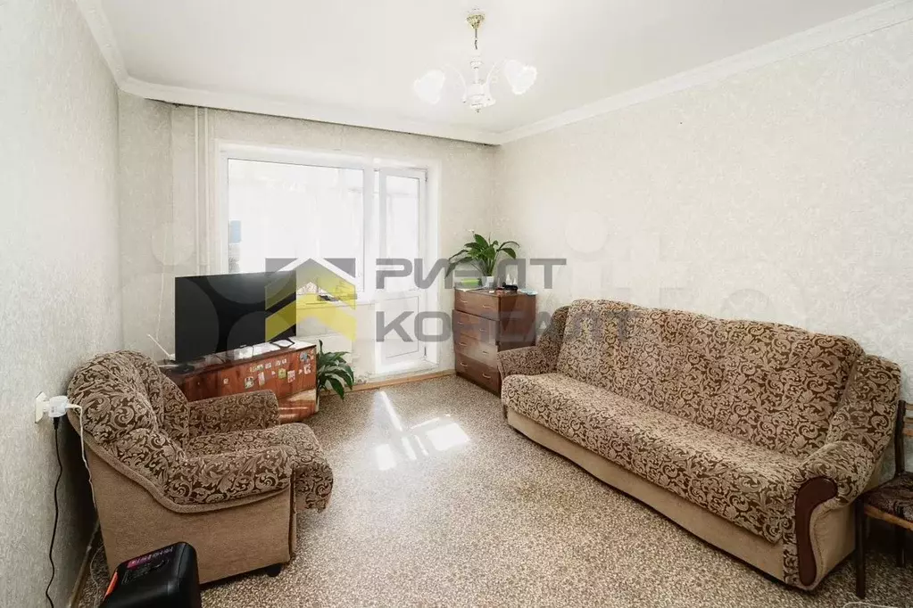 1-к. квартира, 38 м, 4/9 эт. - Фото 1