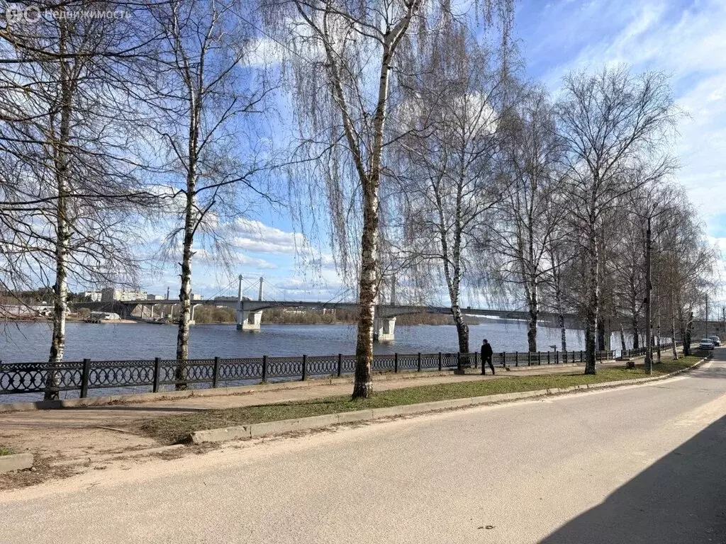 2-комнатная квартира: Кимры, набережная Фадеева, 17 (49.4 м) - Фото 2