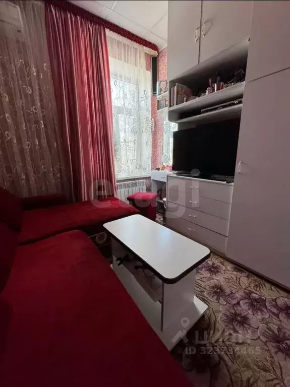 2-к кв. Ростовская область, Новочеркасск Комитетская ул., 48 (26.9 м) - Фото 0