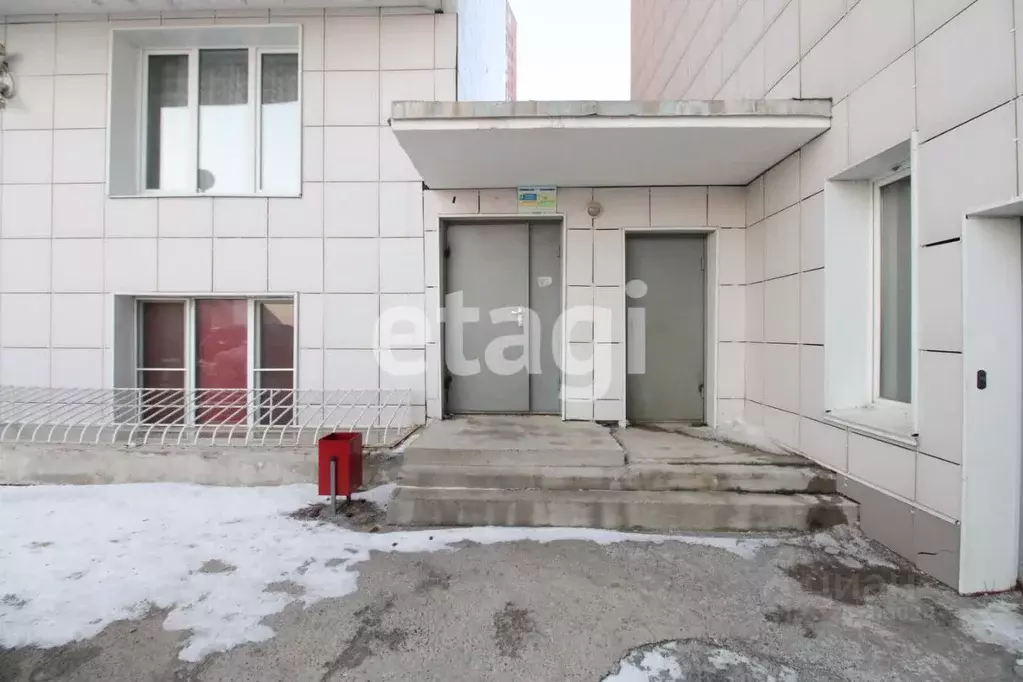 Помещение свободного назначения в Красноярский край, Красноярск ул. ... - Фото 1