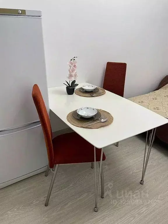 Студия Тюменская область, Тюмень ул. 2-я Луговая, 22к2 (29.2 м) - Фото 1