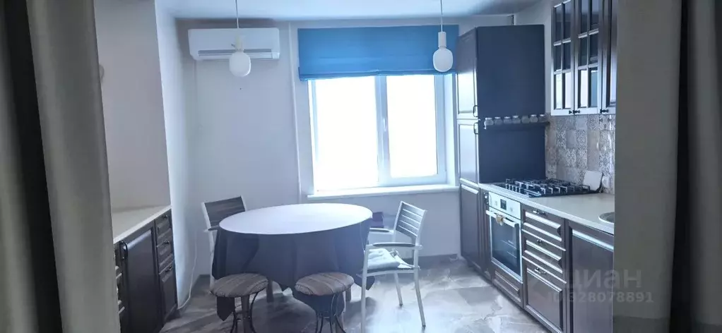 2-к кв. Самарская область, Самара пос. Мехзавод, 1-й кв-л, 36 (71.0 м) - Фото 1