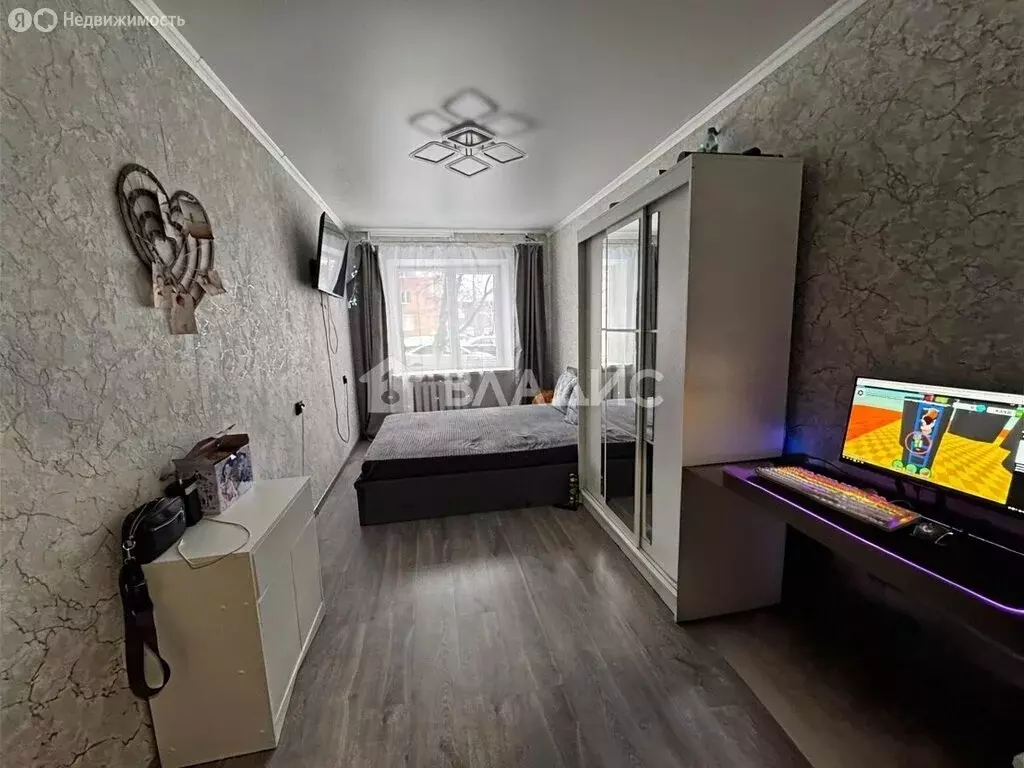 4-комнатная квартира: Белгород, улица Щорса, 46 (75.7 м) - Фото 1