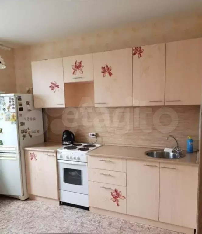 Комната 15 м в 3-к., 5/14 эт. - Фото 1