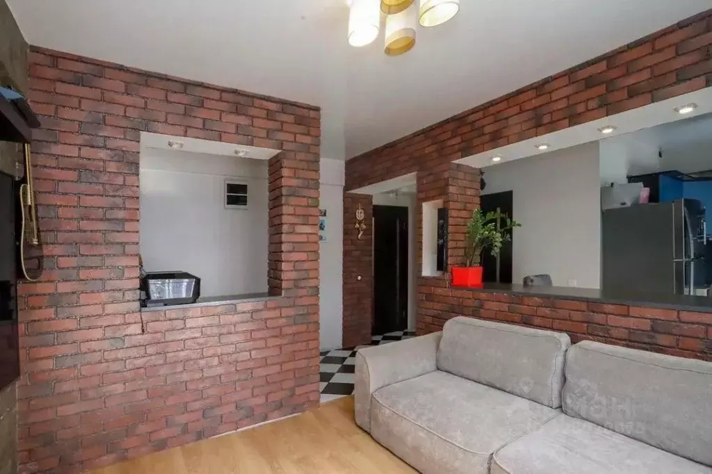 2-к кв. Иркутская область, Иркутский муниципальный округ, д. ... - Фото 1