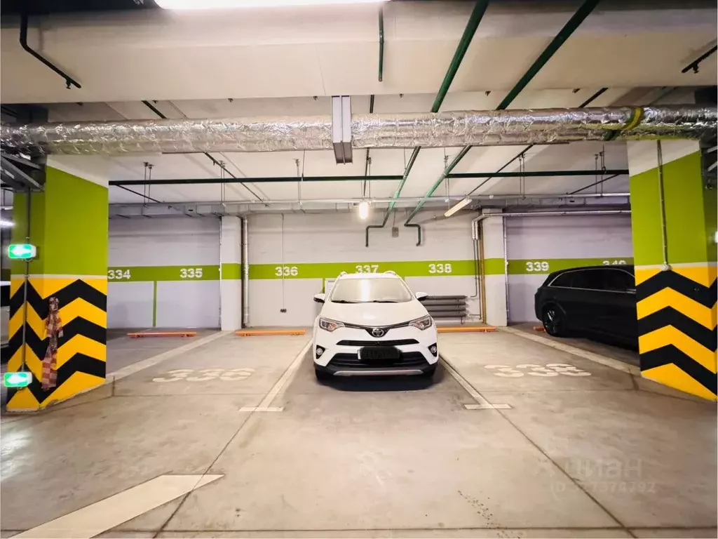 Гараж в Москва Трубецкая ул., 12 (16 м) - Фото 1